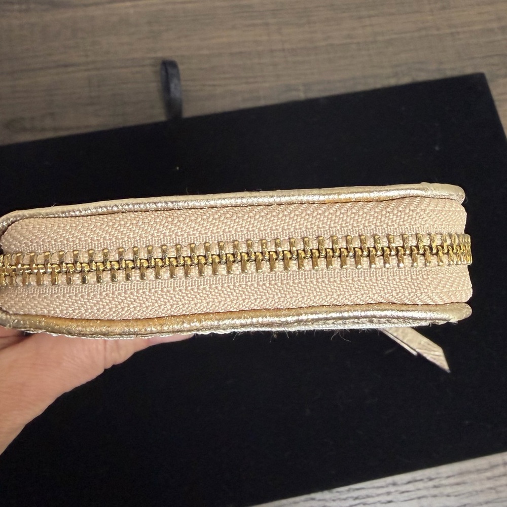 Coach Signature Zip Wallet - Picture 8 of 8
